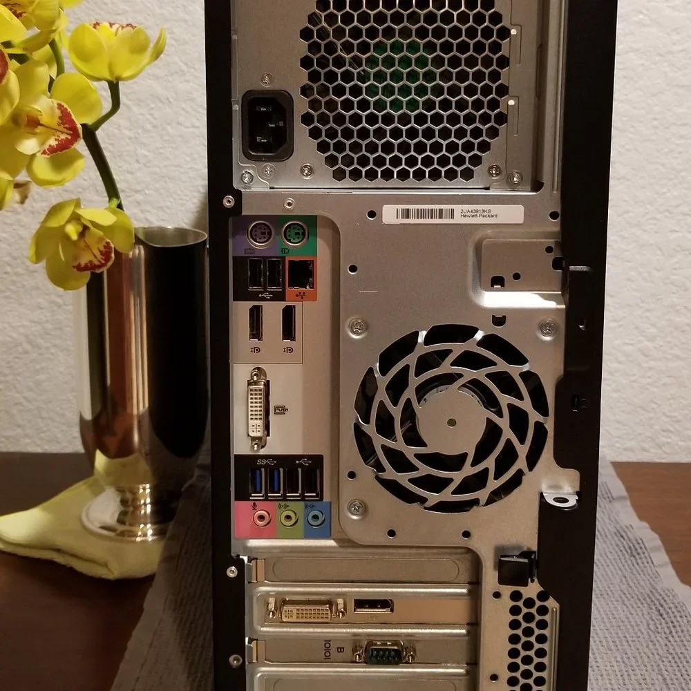 HP Workstation Z230 Tower PC i7-4771 | 3.5GHz CPU 8GB RAM 1TB Windows 10 Pro